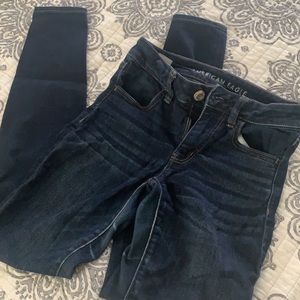AE next level stretch skinny jean. Size 2 regular.